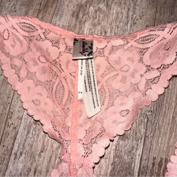 Free people Women's Galloon Lace Racerback peach sz M - Picture 4 of 5